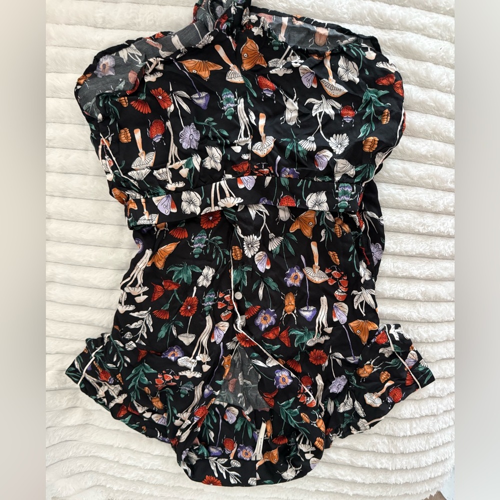 ⚪️⚪️Anthropologie Pajama Set